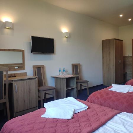 ז'גוב Hotel Eden מראה חיצוני תמונה