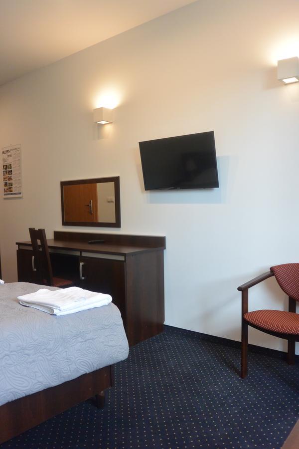 ז'גוב Hotel Eden מראה חיצוני תמונה